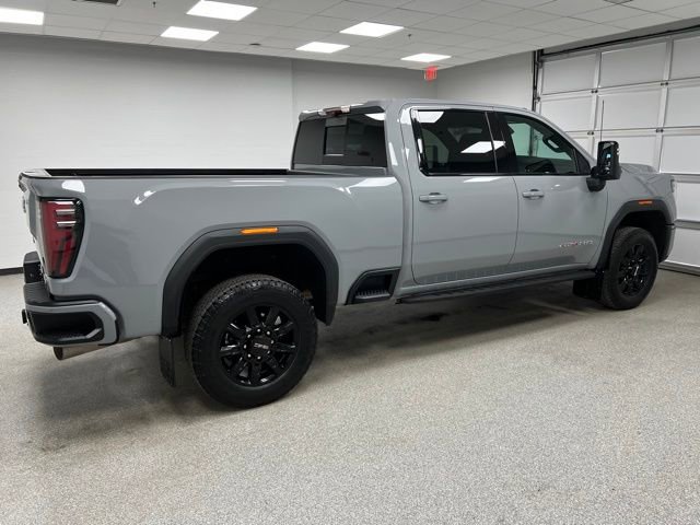 Used 2024 GMC Sierra 3500 AT4 w/ AT4 Premium Plus Package image 10