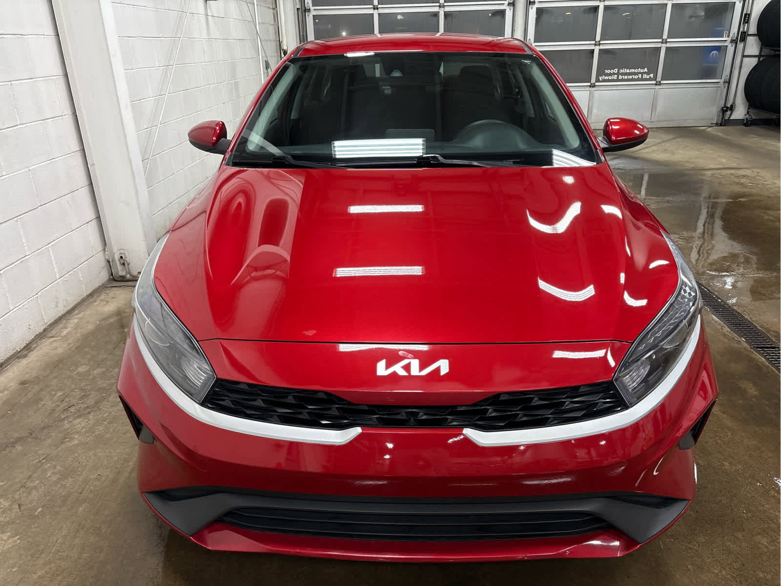 Used 2024 Kia Forte LXS image 4