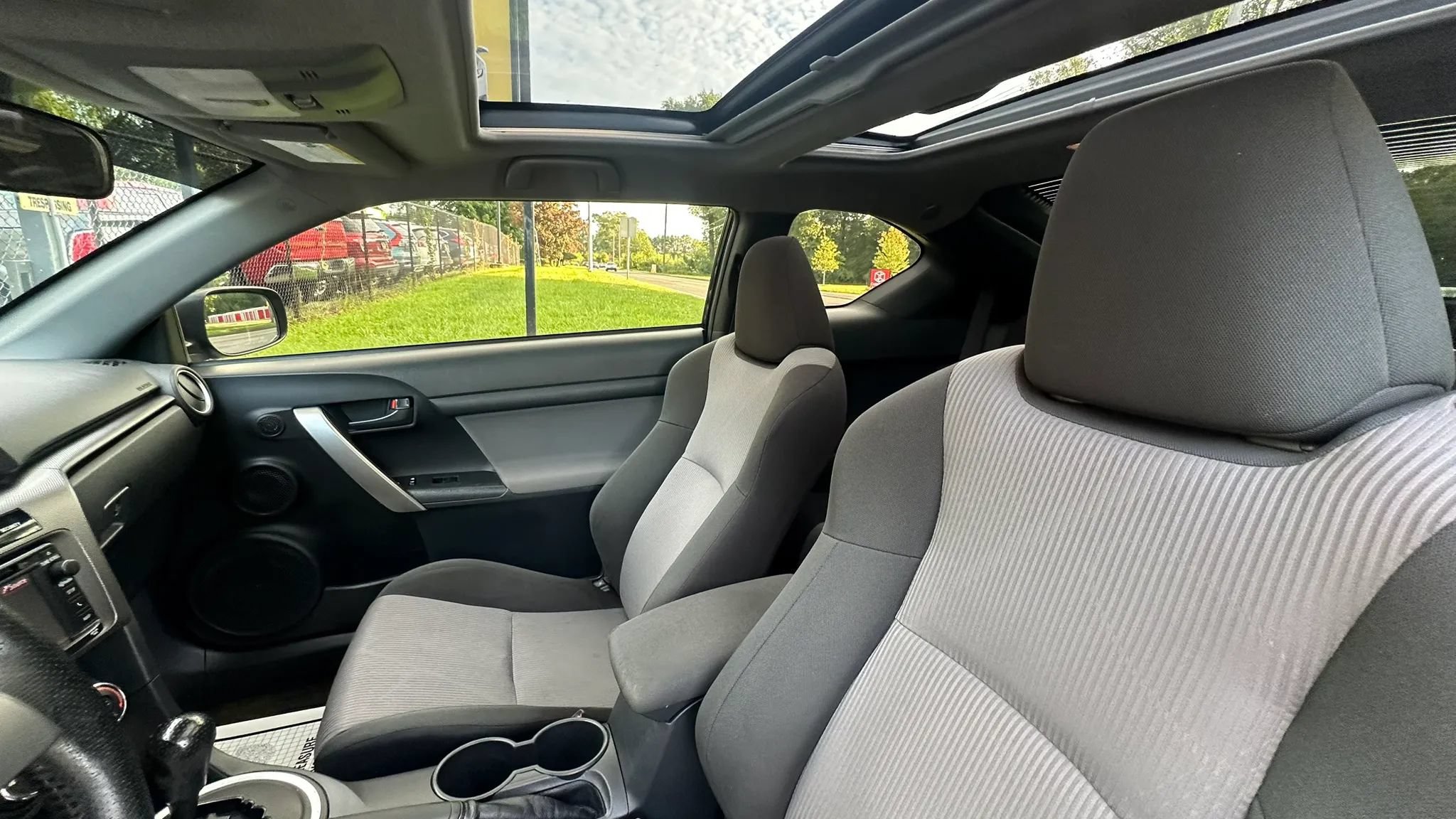Used 2014 Scion tC FWD image 20