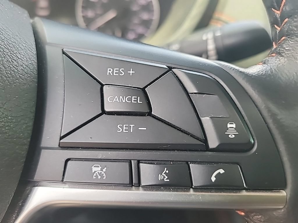 Used 2024 Nissan Sentra SR w/ SR Premium Package FWD image 16