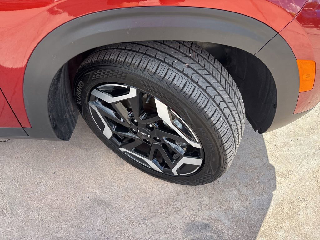 Used 2025 Kia Seltos SX image 12