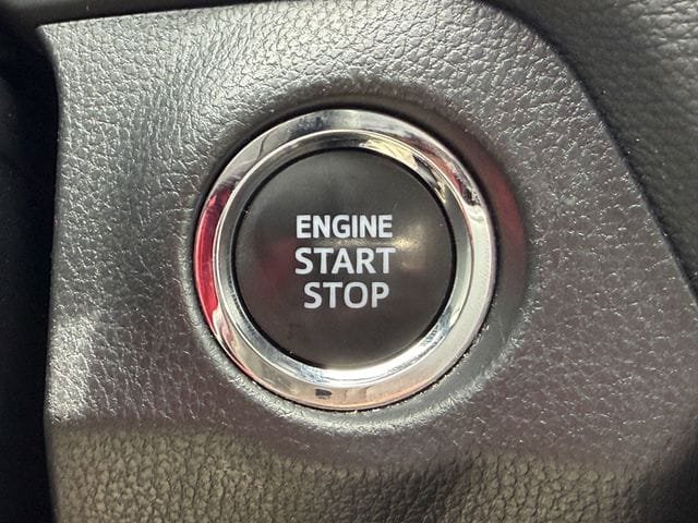 Used 2024 Toyota RAV4 XLE FWD image 20