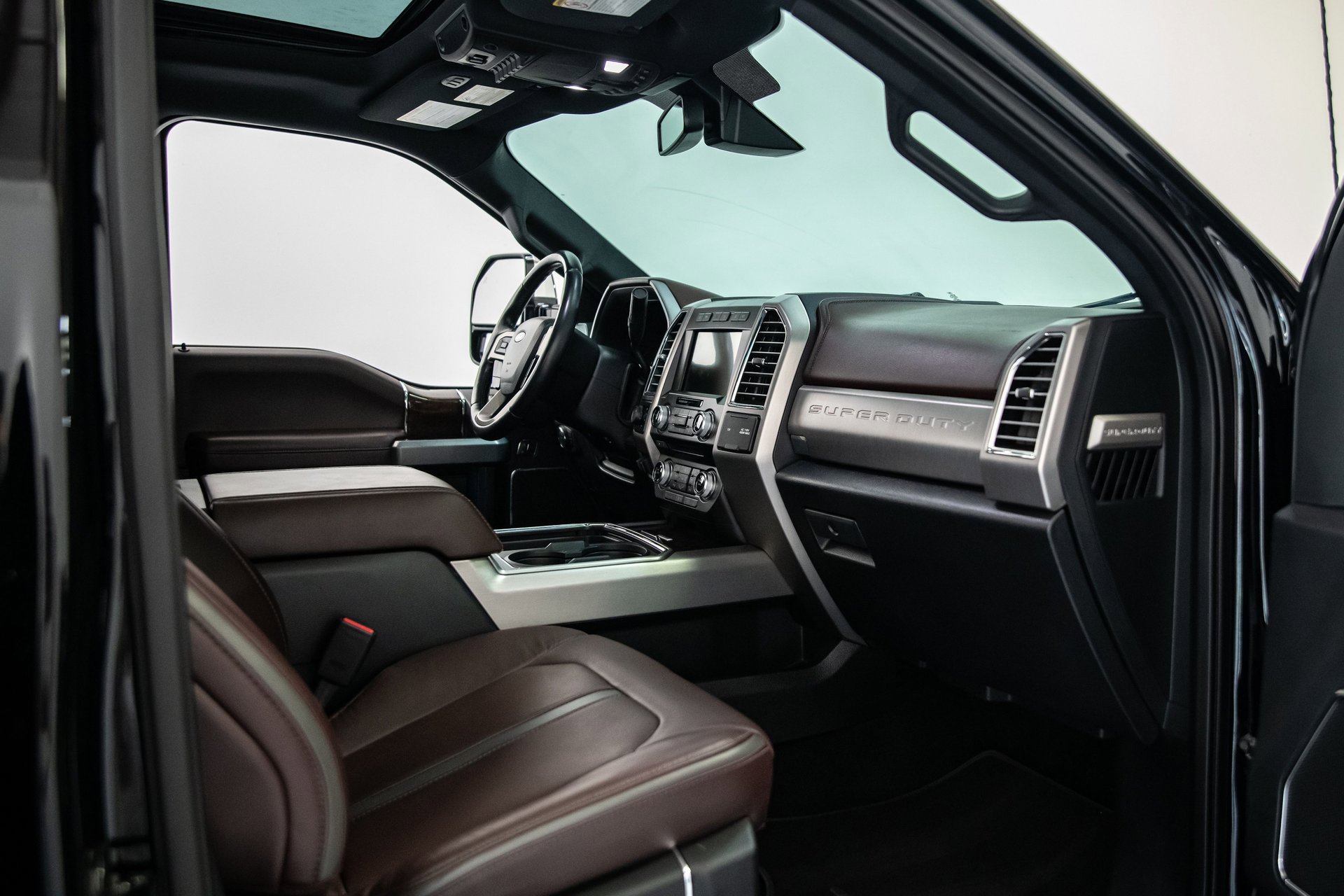 Used 2017 Ford F250 Platinum w/ Platinum Ultimate Package image 11