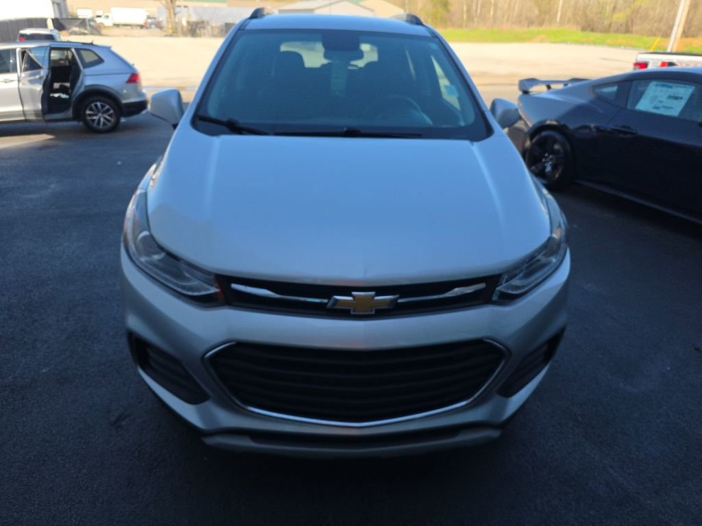 Used 2022 Chevrolet Trax LT image 3