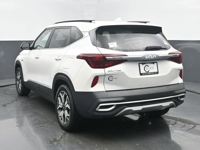 Used 2022 Kia Seltos EX AWD/4WD image 4