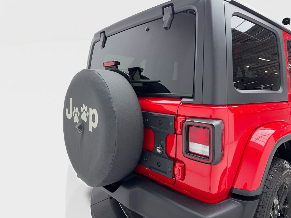 Used 2023 Jeep Wrangler Unlimited Sport image 9