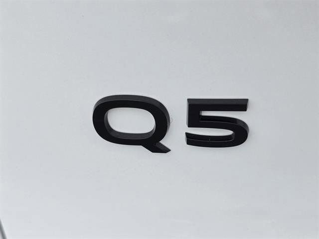 Used 2025 Audi Q5 Premium Plus w/ Premium Plus image 27
