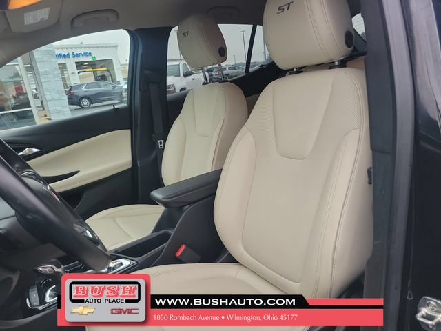 Used 2024 Buick Encore GX Sport Touring FWD image 19