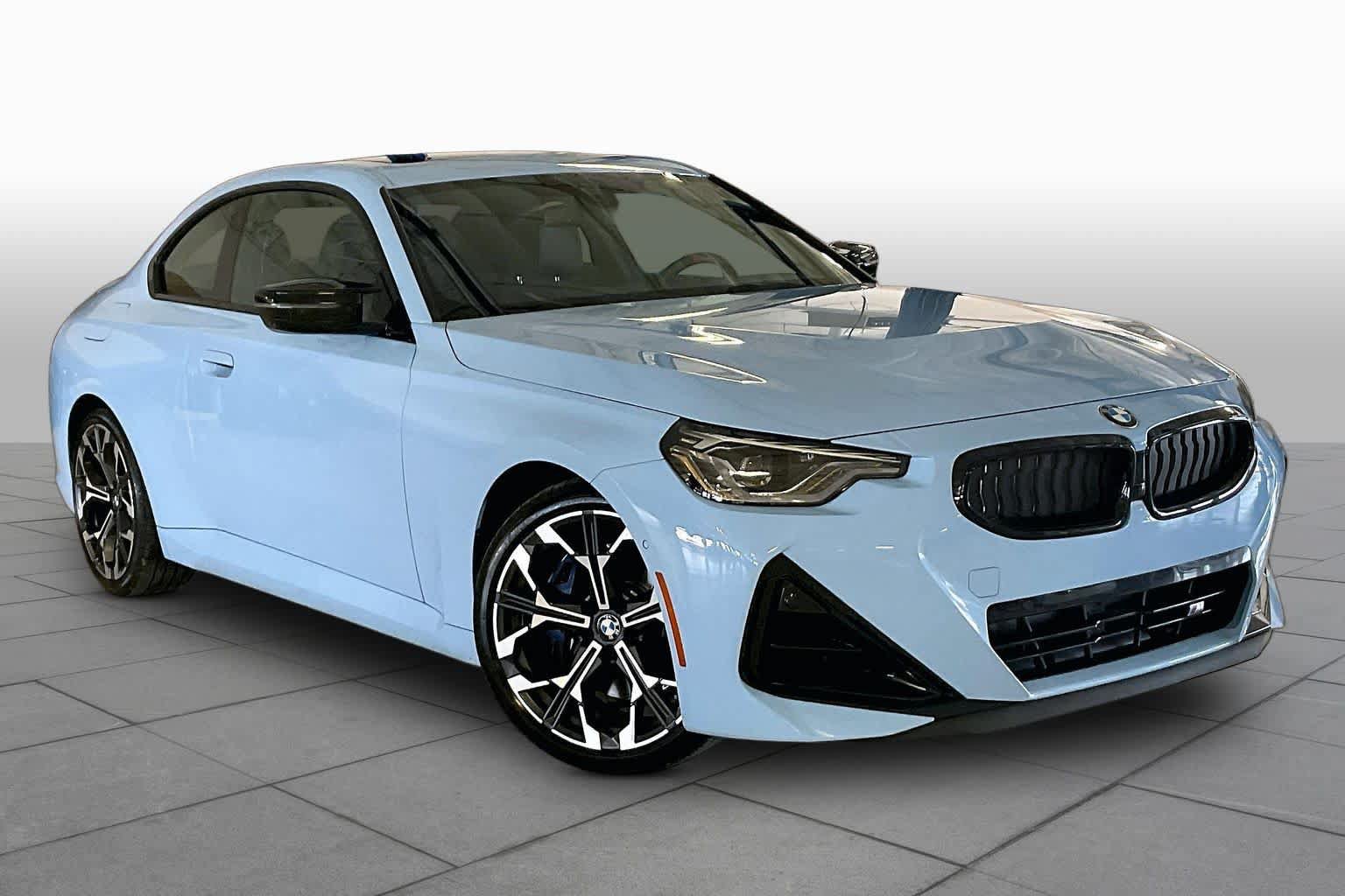Used 2025 BMW M240i Coupe RWD image 2