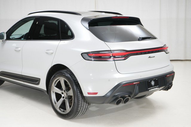 Used 2023 Porsche Macan image 26