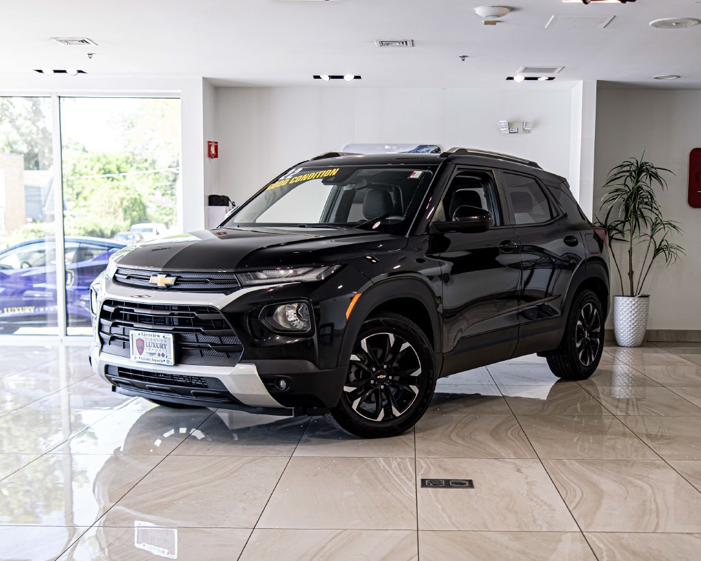 Used 2022 Chevrolet TrailBlazer LT FWD image 1