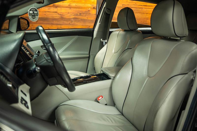 Used 2014 Toyota Venza XLE AWD/4WD image 10