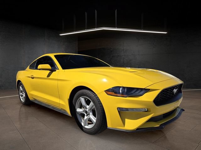 Used 2018 Ford Mustang Coupe RWD image 1