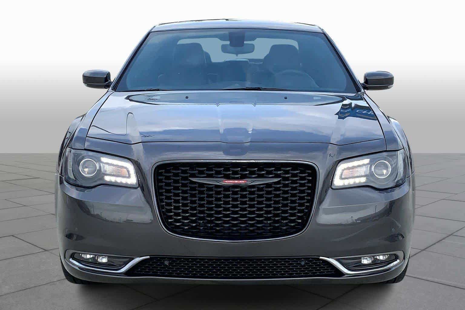 Used 2023 Chrysler 300 S image 4