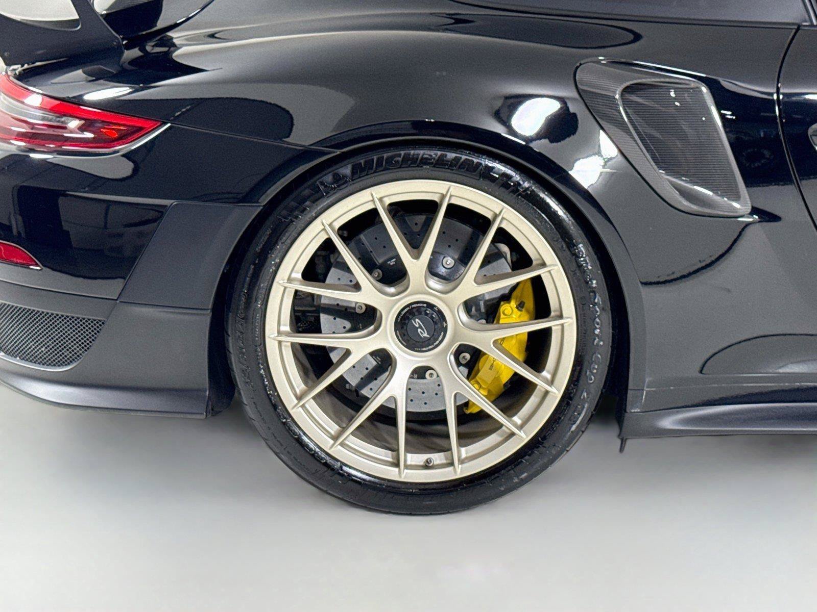 Used 2018 Porsche 911 GT2 RS RWD image 39