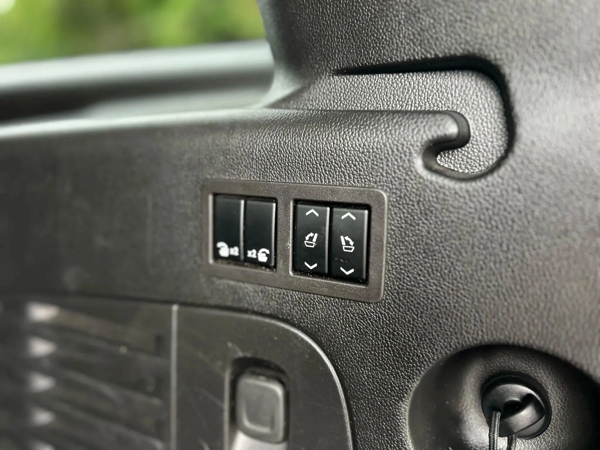 Used 2018 Chevrolet Suburban Premier image 42