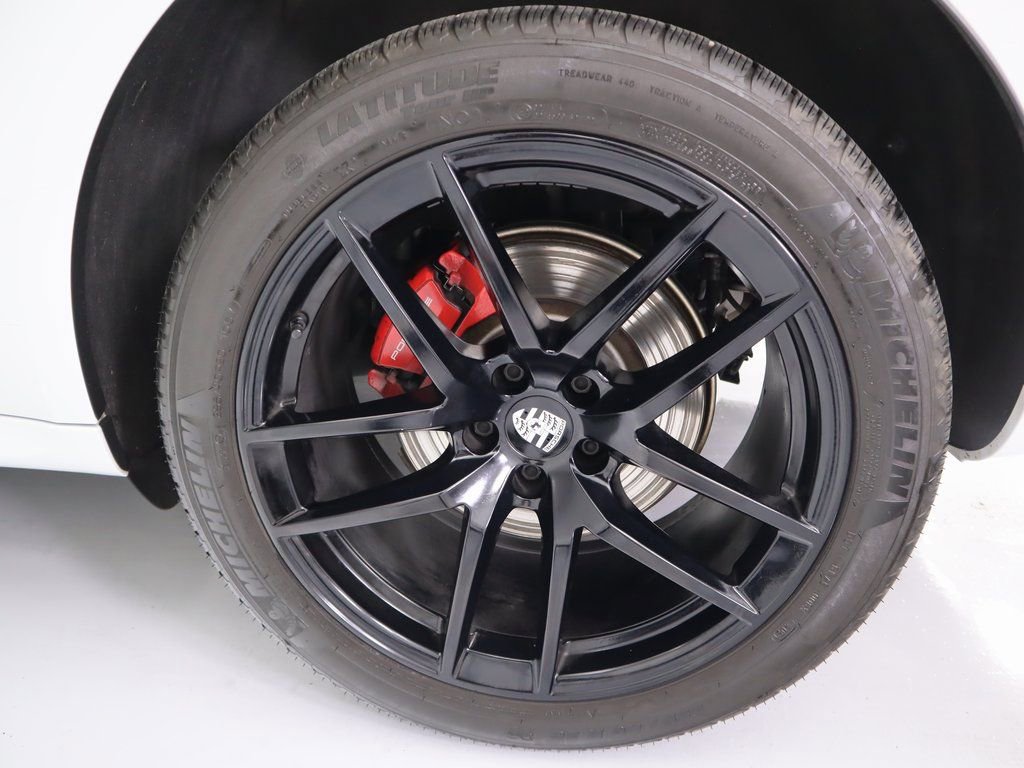 Used 2022 Porsche Macan S image 32