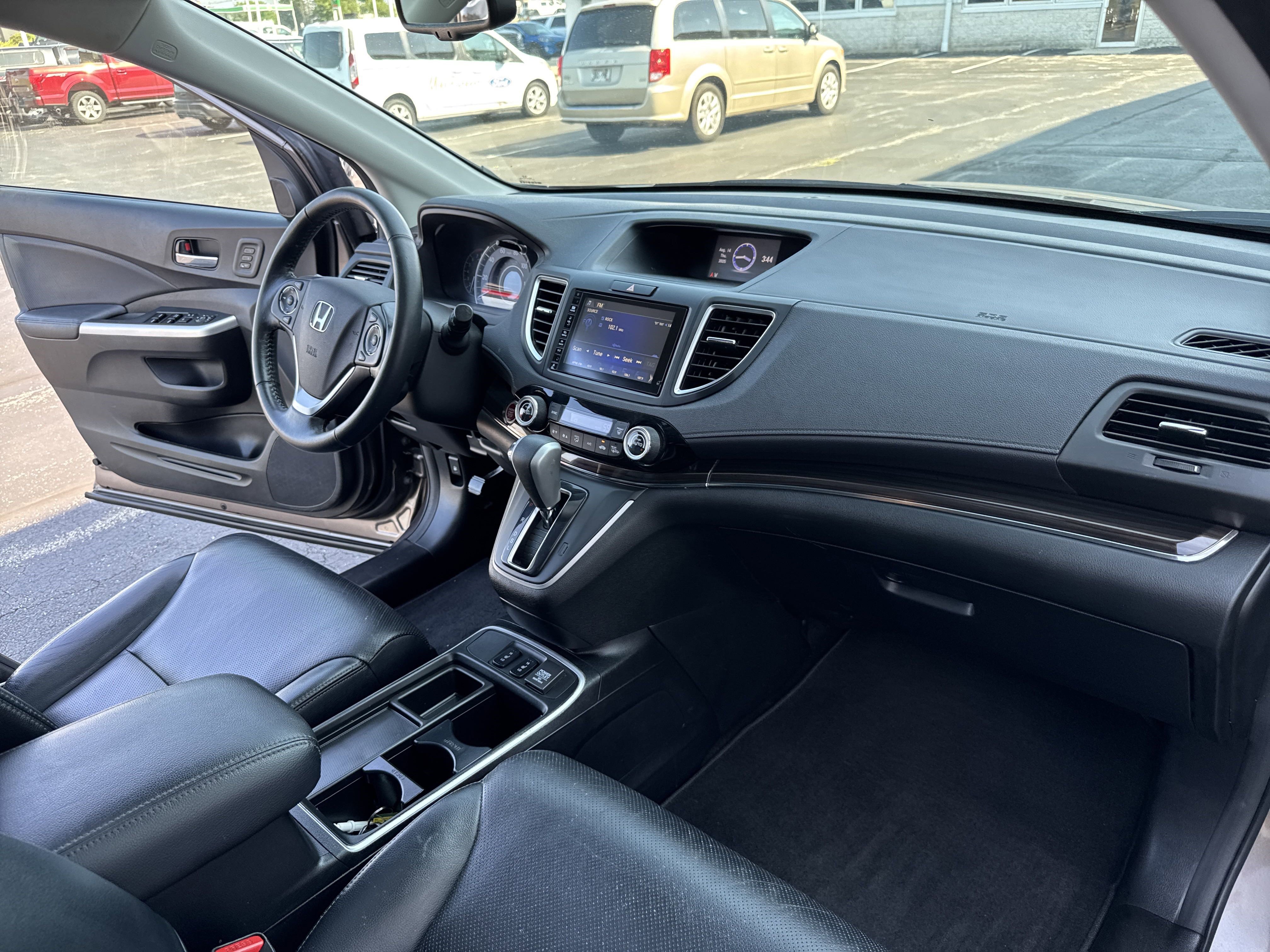 Used 2015 Honda CR-V Touring image 24