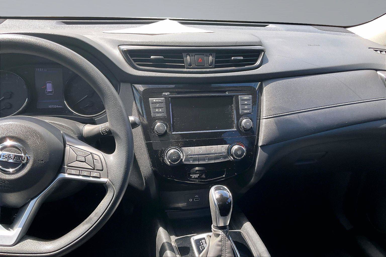 Used 2020 Nissan Rogue S FWD image 6