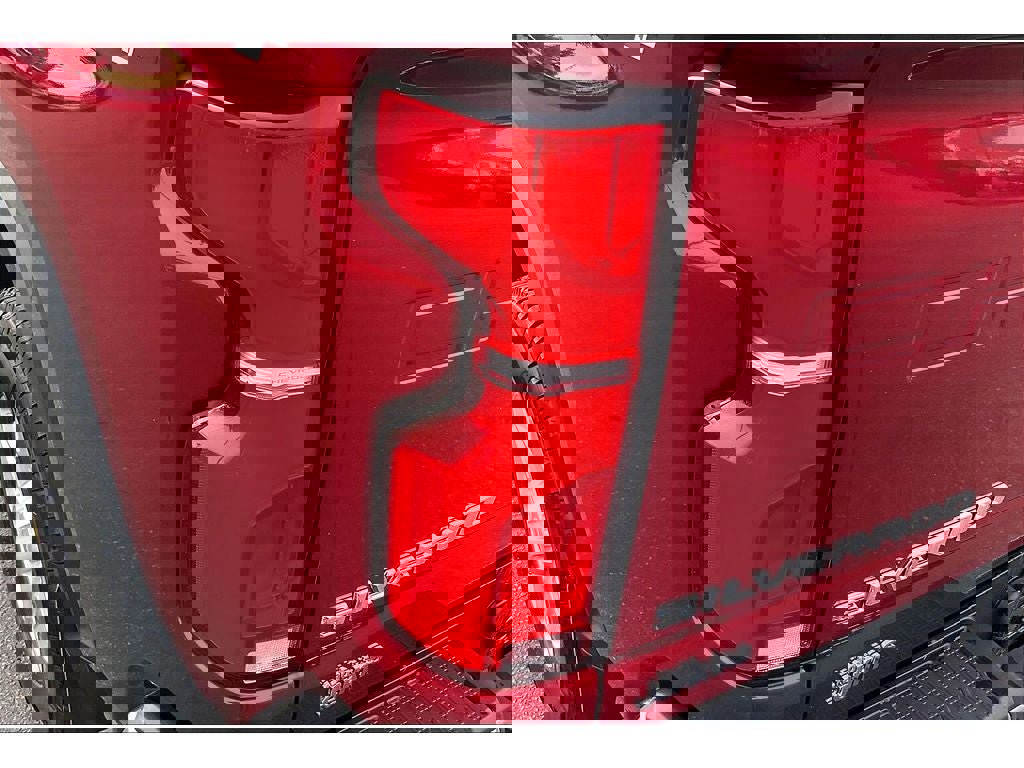 Used 2025 Chevrolet Silverado 3500 LTZ image 30