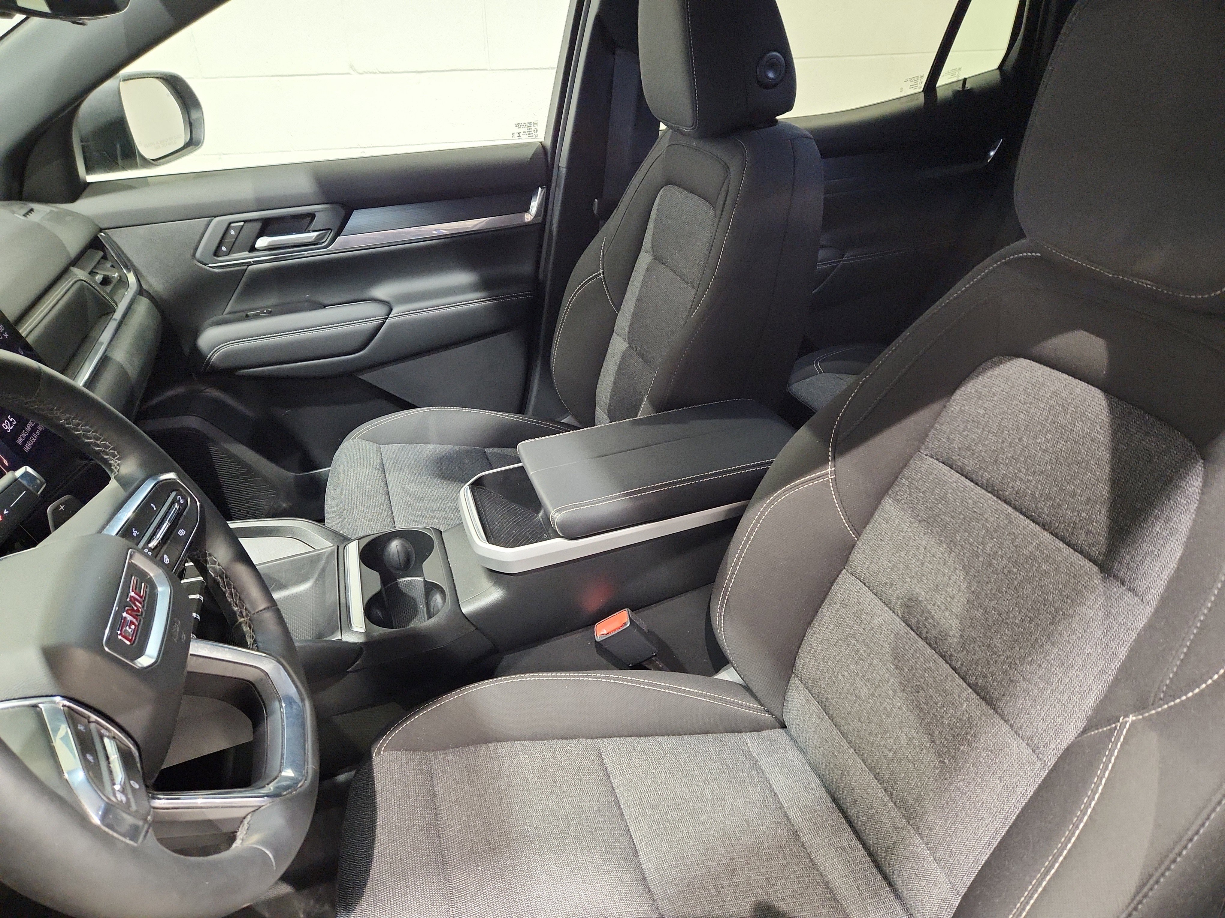 Used 2026 GMC Terrain Elevation w/ Technology Package II image 17