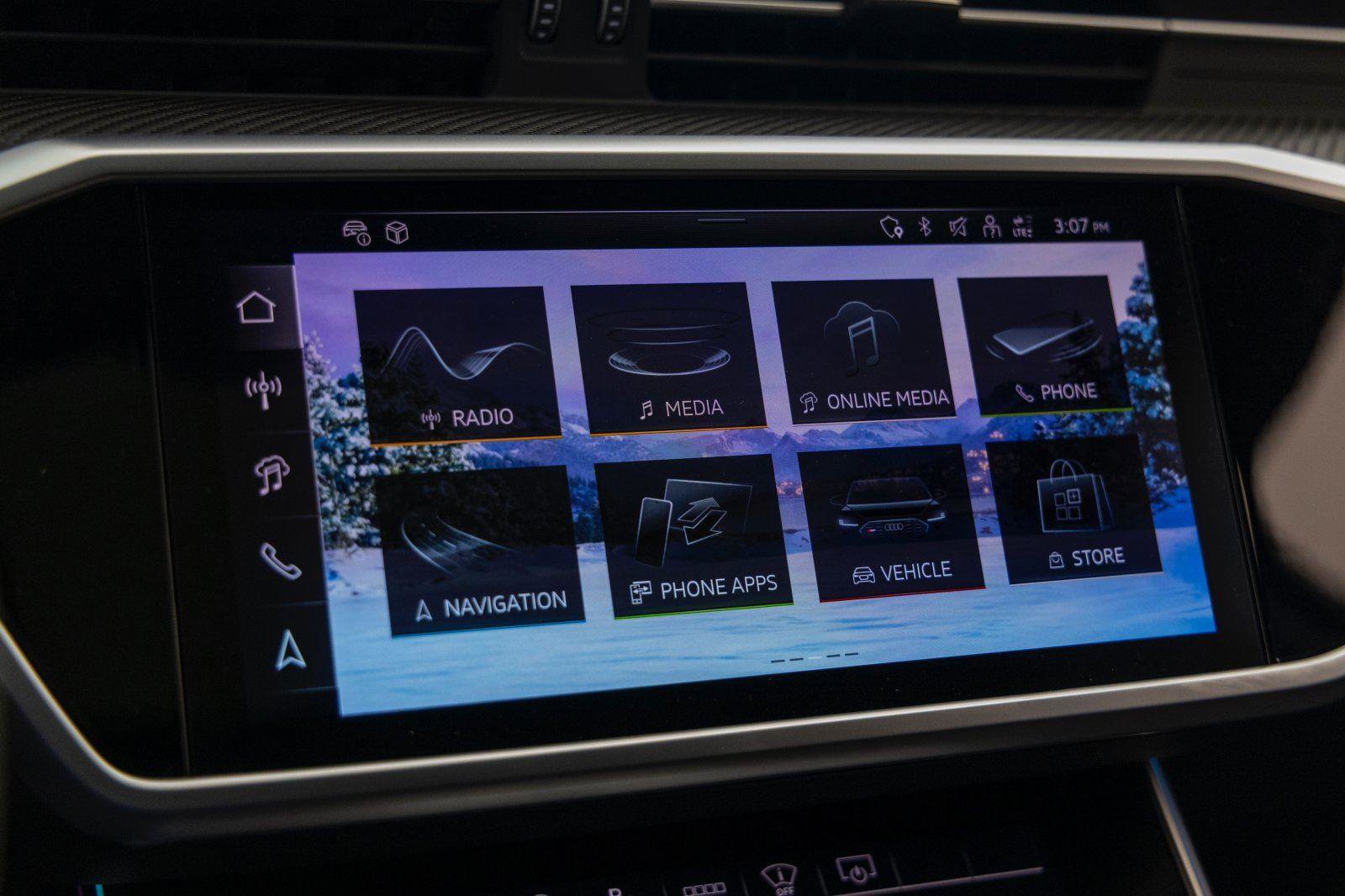 Certified 2025 Audi RS 6 performance image 60