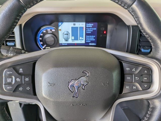 Used 2022 Ford Bronco Wildtrak image 22