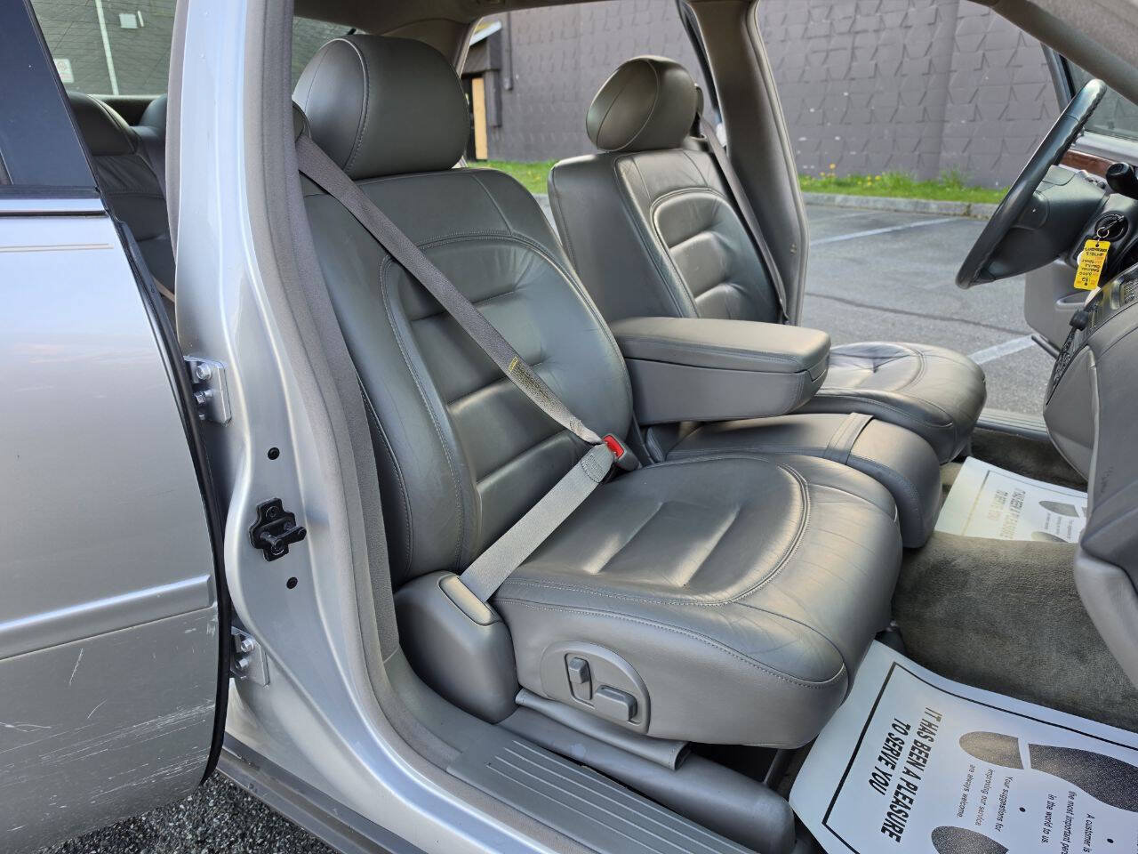 Used 2000 Cadillac De Ville FWD image 27