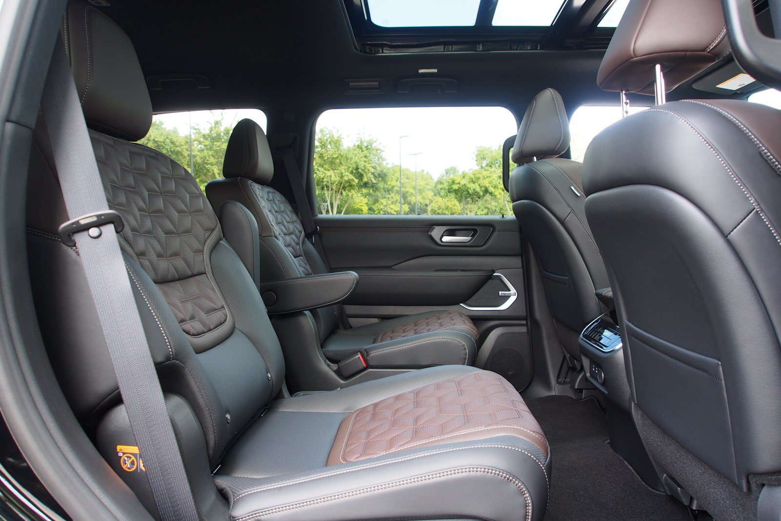 New 2026 Nissan Armada Platinum Reserve AWD/4WD image 14