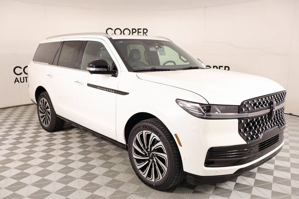 New 2025 Lincoln Navigator Black Label image 1