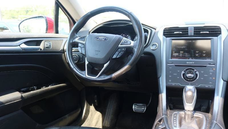 Used 2014 Ford Fusion Titanium FWD image 18