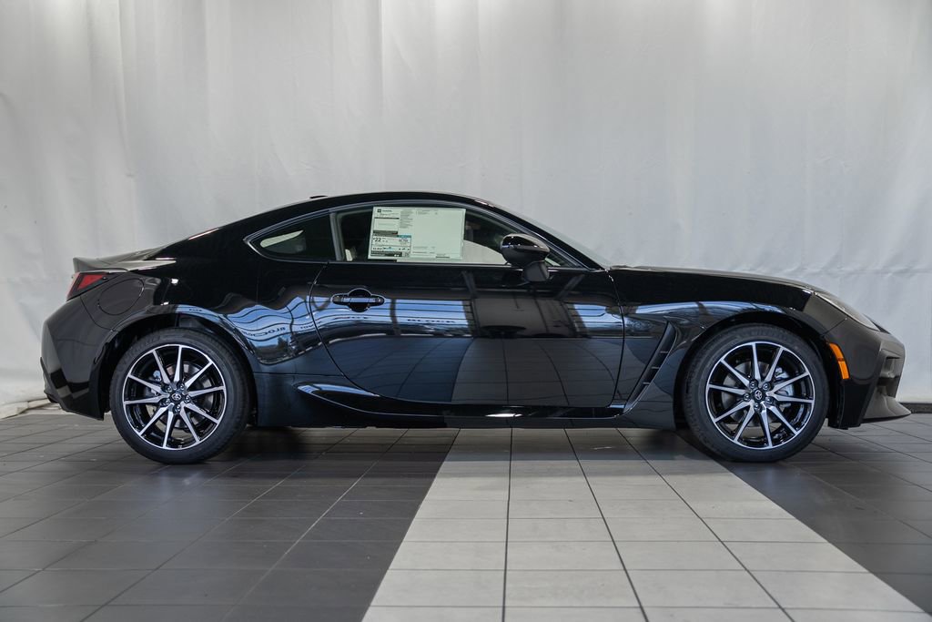 New 2026 Toyota GR86 image 3