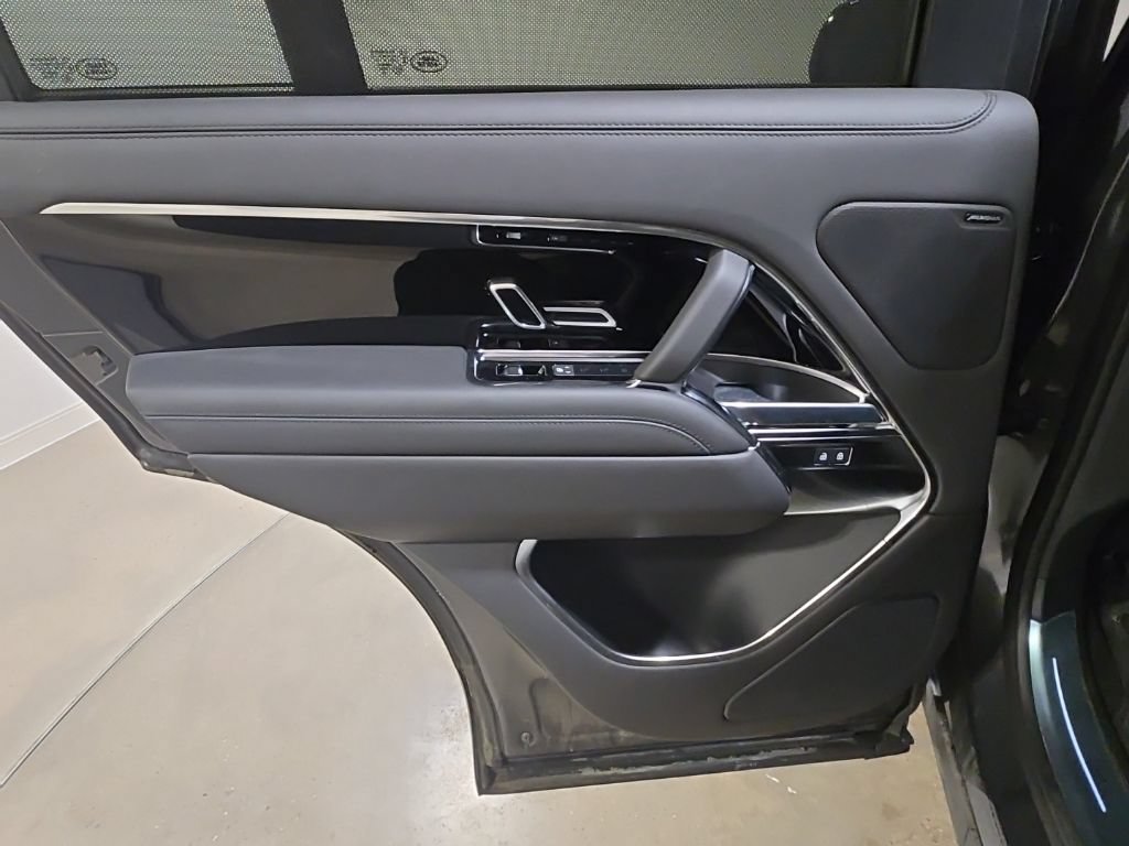 Used 2024 Land Rover Range Rover SE AWD/4WD image 22
