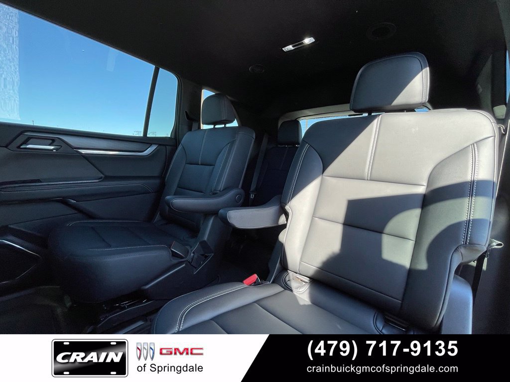Used 2026 GMC Acadia Elevation w/ Black Edition FWD image 25