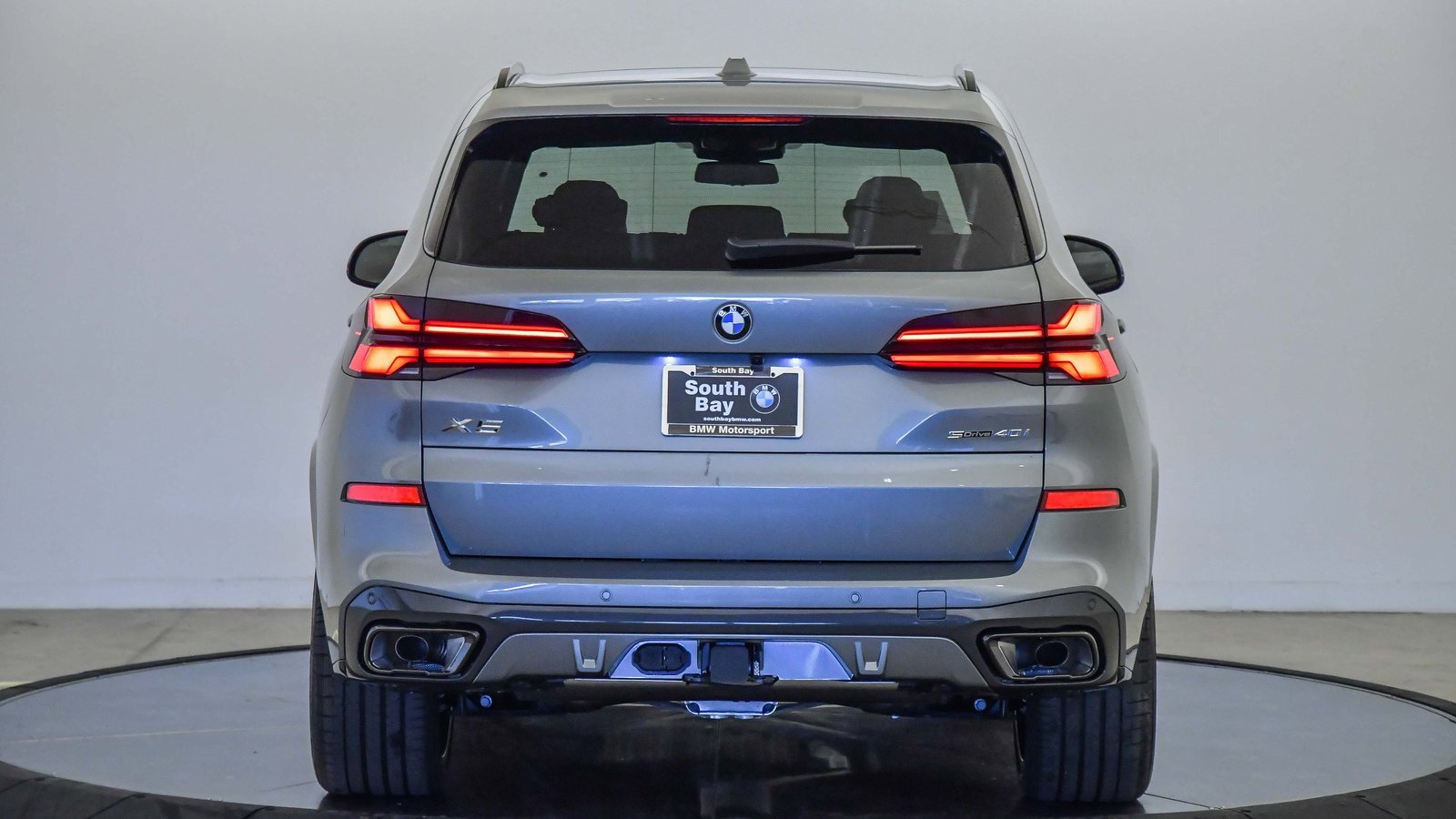 New 2026 BMW X5 sDrive40i w/ M Sport Package image 3