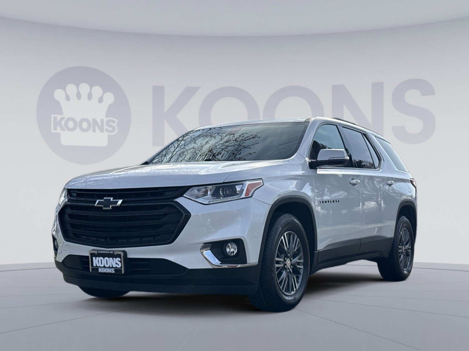 Used 2019 Chevrolet Traverse LT w/ LT Premium Package image 1