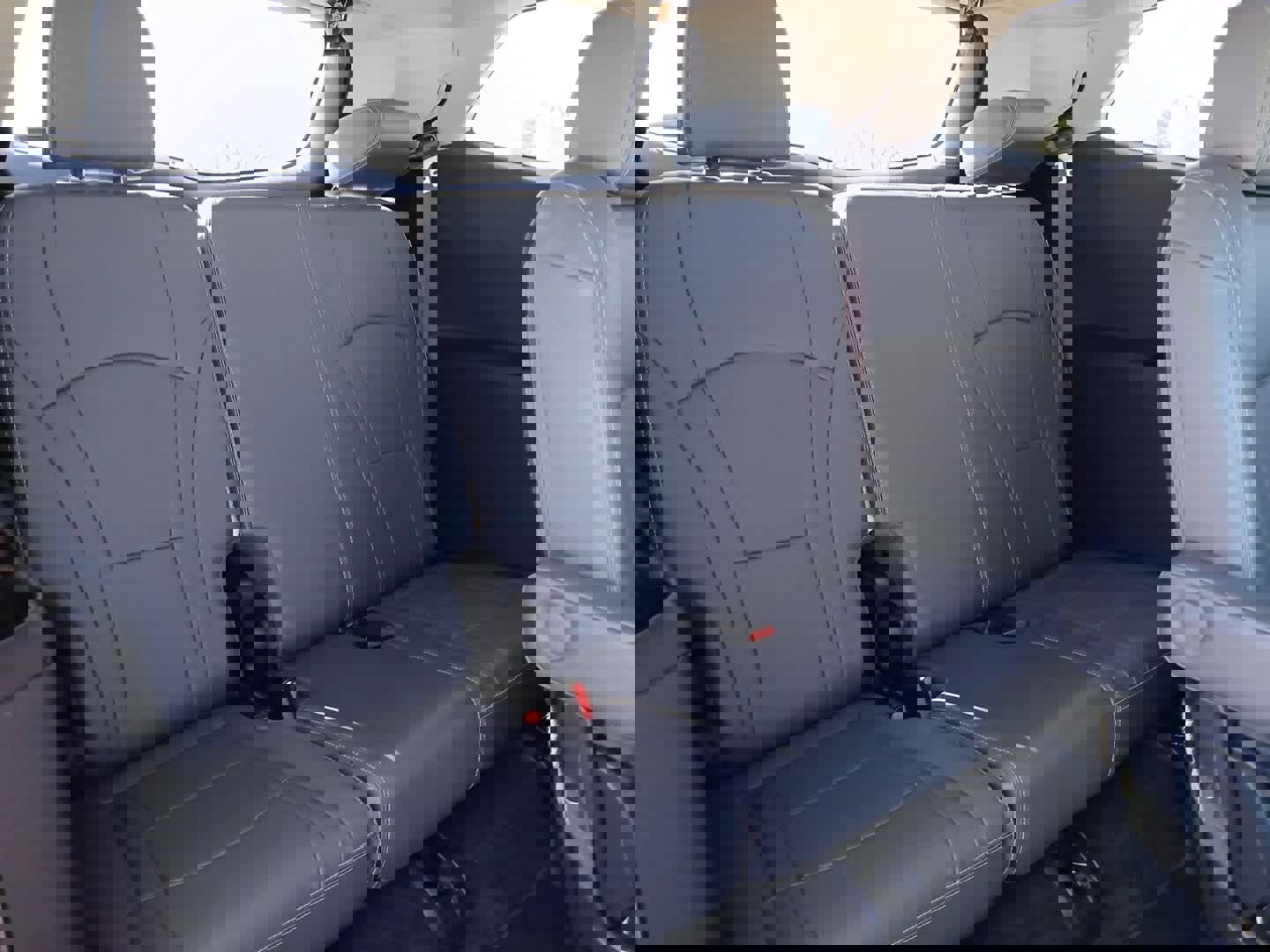 Used 2019 Buick Enclave Essence image 63