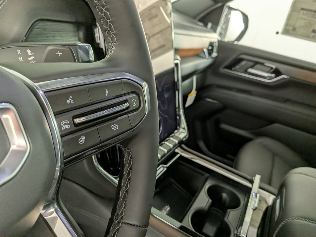 New 2026 GMC Yukon Denali AWD/4WD image 24