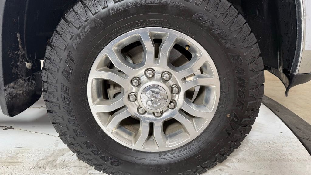 Used 2018 RAM 2500 Laramie w/ Cold Weather Group image 8