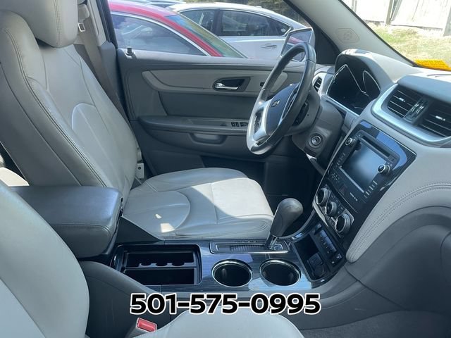 Used 2017 Chevrolet Traverse LT AWD/4WD image 9