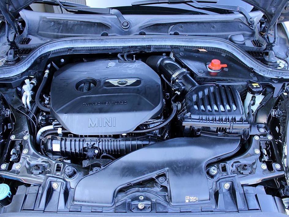 Used 2017 MINI Cooper S image 14