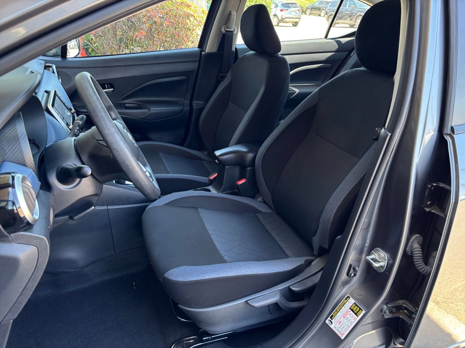 Used 2025 Nissan Versa SV FWD image 35