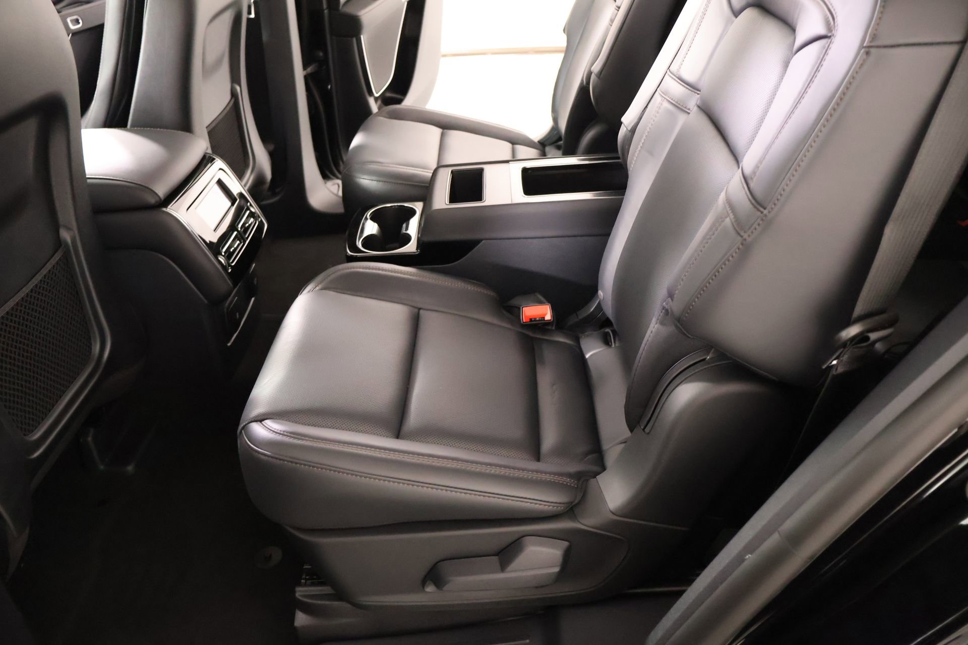 New 2026 Lincoln Aviator Reserve AWD/4WD image 12