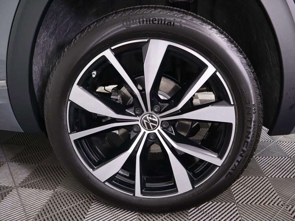 New 2026 Volkswagen Atlas SEL Premium R-Line image 33