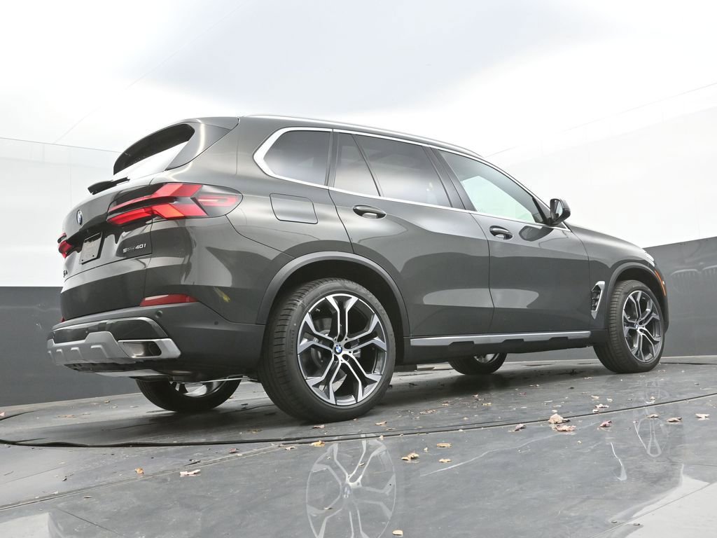New 2026 BMW X5 sDrive40i w/ Parking Assistance Package RWD image 51