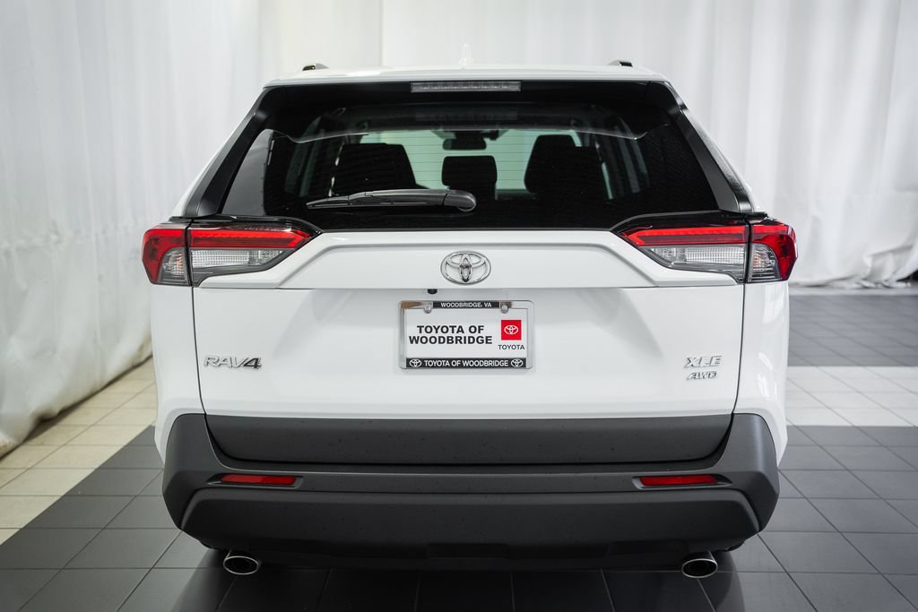 Used 2025 Toyota RAV4 XLE w/ Convenience Package AWD/4WD image 5