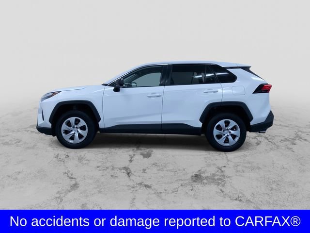 Used 2025 Toyota RAV4 LE AWD/4WD image 6