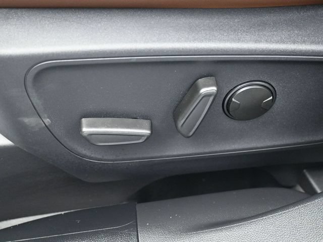 Used 2025 Ford Bronco Sport Outer Banks w/ Sasquatch Outer Banks Package AWD/4WD image 12