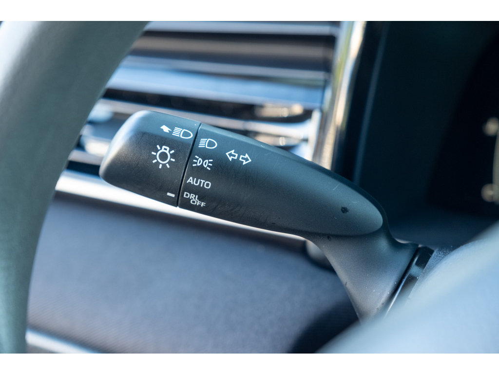 Used 2025 Toyota Camry LE FWD image 19