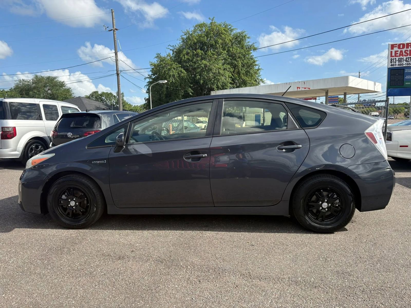 Used 2012 Toyota Prius Two FWD image 9
